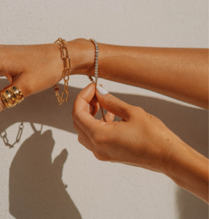 925 Silver V-Shaped Moissanite Necklace