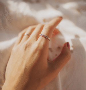 925 Silver V-Shaped Moissanite Necklace